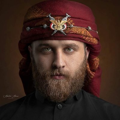 نمشي ولا نعلم خفايا المقادير
يالله عسى في غيب الايام خيره