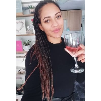 HM_Dec90's profile picture. 30. Just Me.