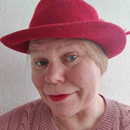 Kirjoittaminen on se juttu.
#annanaamusivut
#kirjoittaminen
#sanataideohjaus
IG: @annanaamusivut