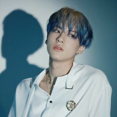 #⃟𝐔𝐍𝐑𝐄𝐀𝐋 𝟐𝟎𝟎𝟎 — Your energetic boy from The Boyz, Son Youngjae aka Eric Sohn #애릭