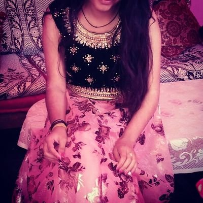 AnjaliR30074242's profile picture. study lover😘😎