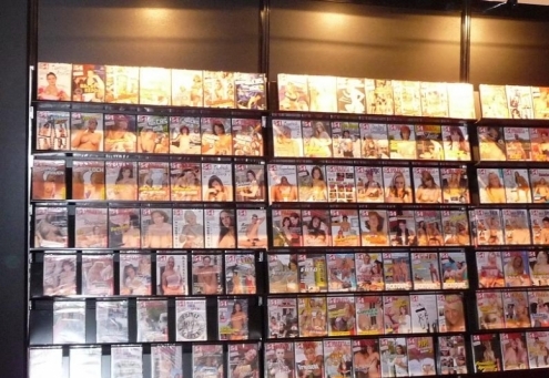 Gratis Pornos ansehen auf Bijpornos. Bei uns findet Ihr nur die besten Pornofilme aus allen Kategorien.