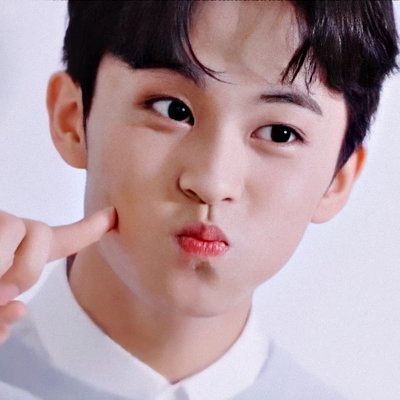 SWxTzen's profile picture. SM Family 💗 pink blood