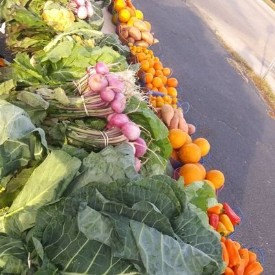 We bring Beautiful, Fresh and Delicious produce to our community. Check us out!