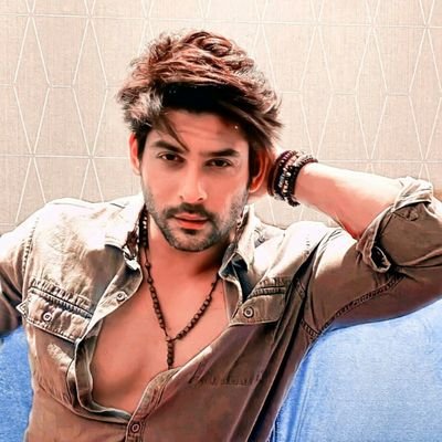 sidhearts💚 ki jaan @SidharthShukla🦁 love you sir