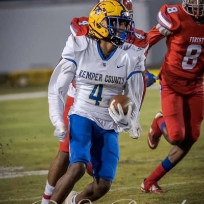 2022🎓 6’2 175 DB,WR