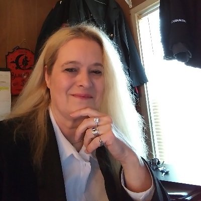 darlene_nolin's profile picture. Author Darlene Nolin is a New Hampshire native who lived in Europe for six years.