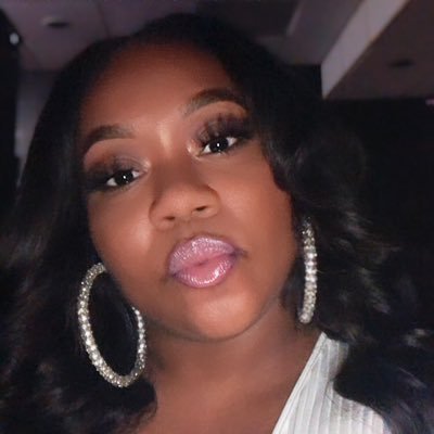 TheAlphaGLAM's profile picture. SINGER SONGWRITER✏️ STYLIST BEAUTIFUL REVOLUTIONIST ✊