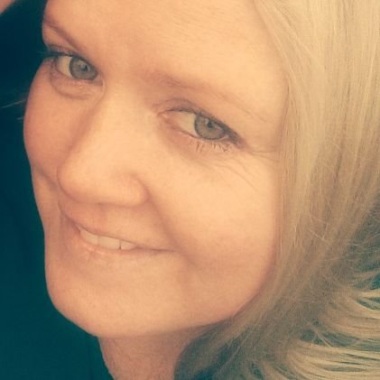 Carolin16421423's profile picture. 