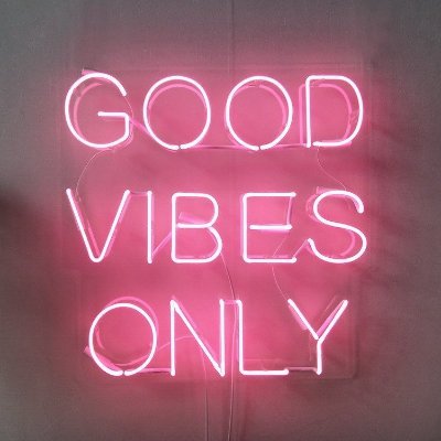 may00519's profile picture. Just trying to get through life🌊🌊🦩