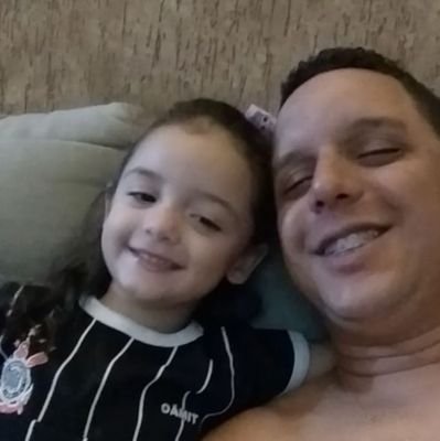 Natural de Santos, Operador de equipamentos e apaixonado por futebol, música e cerveja!!