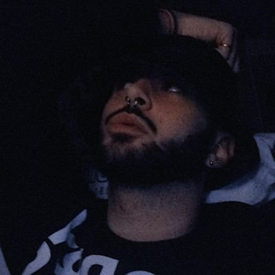 Criis_mrtnz27's profile picture.