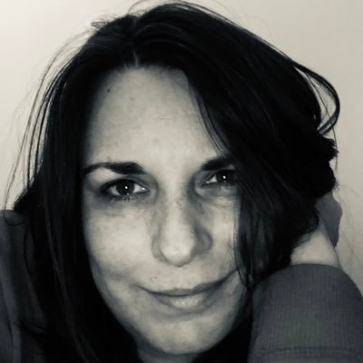 JournoMitch's profile picture. Scribbler, wanderer, strummer.