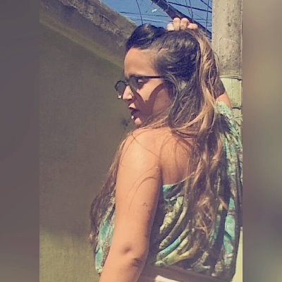 Casada 
Rio de Janeiro ⛱️🌊
Para mim, me basta que eu me queira, me basta que eu me ame.