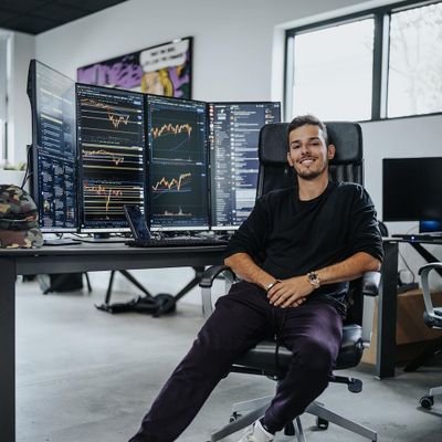🗽I trade stocks for freedom
™️TLM Exclusive Trading Room
📈Raw Financial Literacy