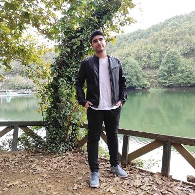 MucahitEmre's profile picture. Software Developer  -  GALATASARAY