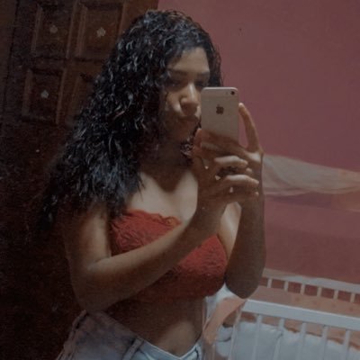 mamãe tá off😚 melhor amiga da @karol_santos111
