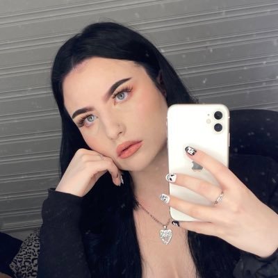 trickortarot's profile picture. Professional Tarot Reader 🖤 and Overall Spooky Girl 👻 you can find me on Etsy and YouTube 🦇 Go to my Etsy store @TrickorTarot for a personalised reading 🕷