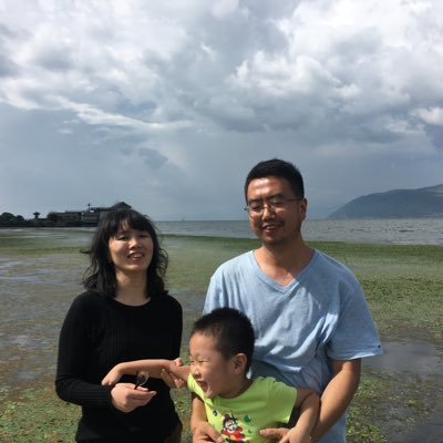 常玮平,中国人权律师。因参加“1226厦门聚会”,2020年1月被陕西省宝鸡市公安局在宝钛宾馆指定居所监视居住12天,期间受到严重酷刑。2020年10月22日,再次以涉嫌煽颠罪名被指定居所监视居住于宝钛宾馆,再次遭遇严重酷刑。2022年7月26日一审不公开开庭,2023年6月8日被以颠覆国家政权罪判刑三年半。