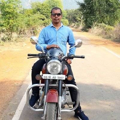himansu8120's profile picture. हारने के बाद भी खड़ा होना चाहिए,
इंसान का संघर्ष इतना बड़ा होना चाहिए.