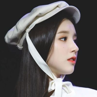 「 #⃝𝐅𝐀𝐊𝐄 — 𝟎𝟎' 」🌟 — ` 𝗺𝗹𝗢𝗼 。 。 。 ! ☁️ her early human life had been sweet. she was a precious jewel for Orbits •ᴗ• and jewel code : ˗ˏˋʜᴇᴇᴊɪɴ 𝓭𝓮 ᴊᴇᴏɴˎˊ˗ 🐰