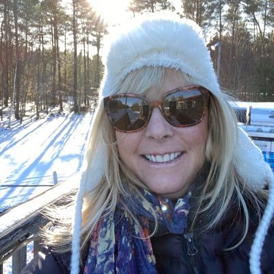 Educator, Vice-Chairperson for Kempenfelt Community Players, biggest fan of her sons' sports teams, loves the cottage!