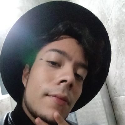 Cada buen recuerdo que tengo fue con una cortina de humo y me acostumbré a verlo todo así