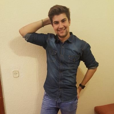 Pensando que poner para rellenar este espacio.