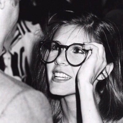 CarrieFisher_FP's profile picture. Tribute to Carrie Fisher ❤️ 4 years later still feels unreal❤️ I’ve miss her soo much ❤️ thank you so much for everything Carrie❤️ sleep tight ❤️