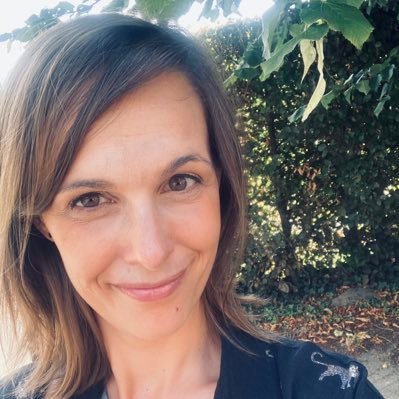 Curious, mum, foodie, comms freelancer, social/digital strategist, #teamworkmakesthedreamwork