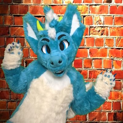 OI DRAGON DOGGO VENMAR HERE !! affiliate Twitch streamer ^^ and talk a lot of wierd stuff ♥

taken by Questthefox

https://t.co/hAFouJjYYz