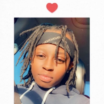 I’m goofy, smart, and a cool ass person.
SC: symone_31
IG: ni.sings21