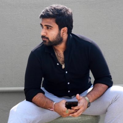 AKASHM14007126's profile picture. Humans aren’t REAL💁🏻‍♂️