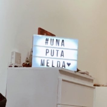 5Aina's profile picture. Enginyera, castellera, regidora i somiatruites. “No fa massa ni massa poc aquell que calla, escolta i fa el seu joc”