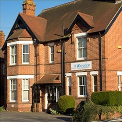 Waverley provides activities for older people in Kenilworth and surrounding areas. A freshly cooked two-course lunch is provided.
