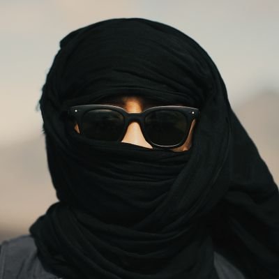 Director | Pengarang


























































media pengenyang diri sendiri!