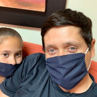 ArielCB76's profile picture. 