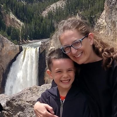 lizharp's profile picture. Mother, teacher, scientist