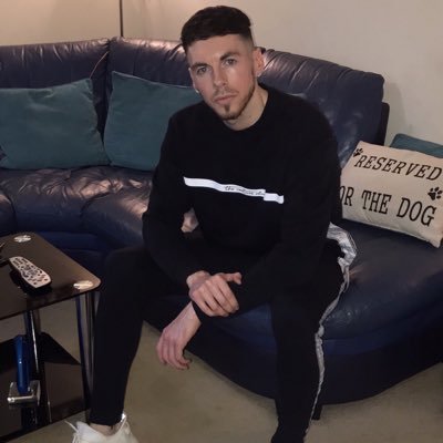 ScotttH92's profile picture. Insta: scotthutchinson_