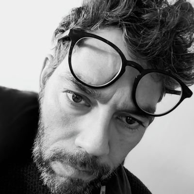 Melocorp's profile picture. Humanista, fotógrafo, videógrafo y realizador de cosas...