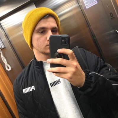 Nerdenbiliyimya's profile picture. Tanınması gereken kişi