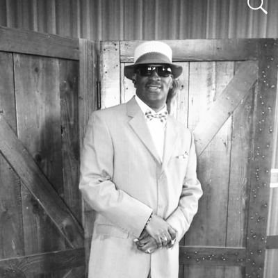 5alpha1982's profile picture. male