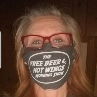 iRinny's profile picture. it's never safe to follow me... you might run into walls