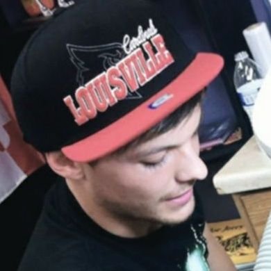 sideclara's profile picture. COMO NO VAN A CREEN EN CROWN SI TODO LO QUE DICE LO ADIVINA Y EL MISMO NIALL DIJO QUE LA CONOCE