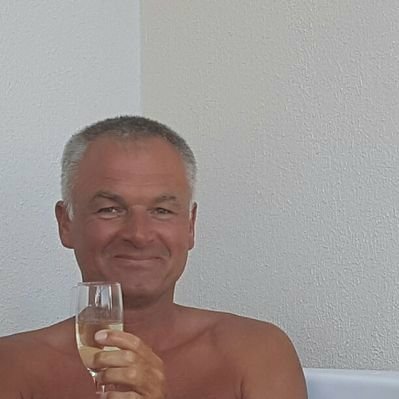 Robonuts3's profile picture. 