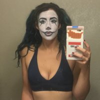 applebee’s hostess (who is goth)(@lookitupkaren) 's Twitter Profile Photo