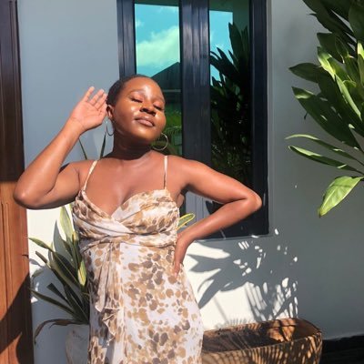 ambapeter_amber's profile picture. Creative| Writer| Magazine Editor| Passionate Storyteller| Filmmaker | Volunteer Commonwealth Correspondent | Aspiring Podcaster |
