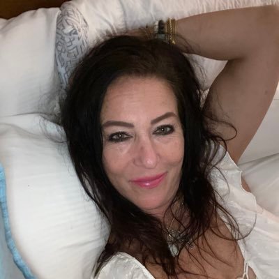 KellyMcguiggin's profile picture. 