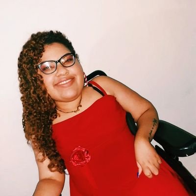 Emprendedora digital 💻
Sueña en grande y vive como gigantes 💙
este es un espacio para ser simplemente yo📝💜💕
