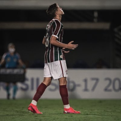 Football Player @FluminenseFC 🇮🇹⚽️/ Tudo no tempo de Deus 🙏🏽❤️ Salmos 23:4 🙏🏽